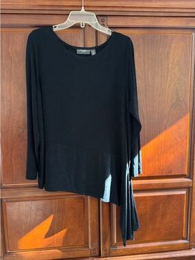 Chico’s Travelers top, size Chico’s 3